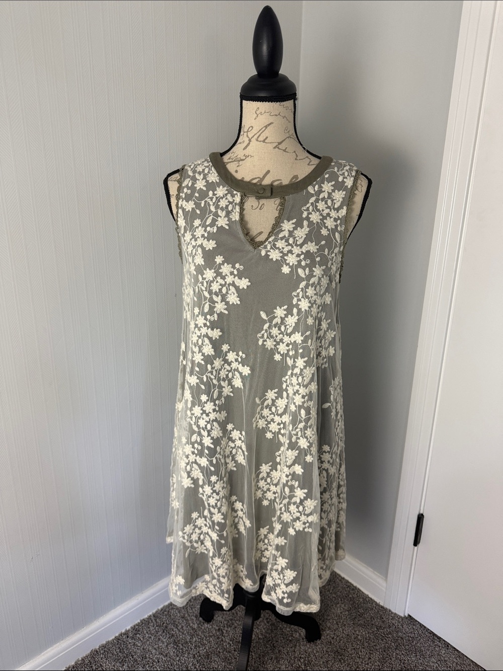 Altar'd State Olive Dress with Ivory Floral Lace Overlay size Medium NWT $69.95